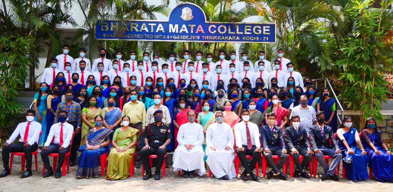 NCC Unit of Bharata Mata College Thrikkakara organised a Felicitation ceremony 